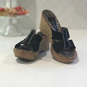 Nanor Wedge Sandal